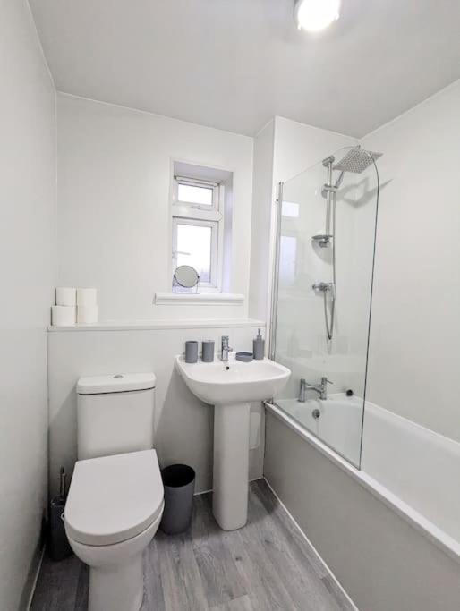 3 Bedroom Apartment Sleeps 8 Edinburgh Ngoại thất bức ảnh